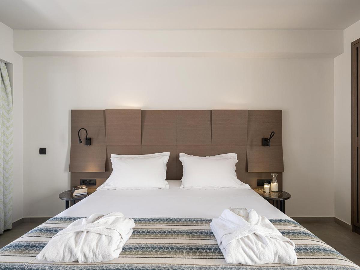 Kakkos Beach Hotel - Adults Only เอียราเปตรา ภายนอก รูปภาพ