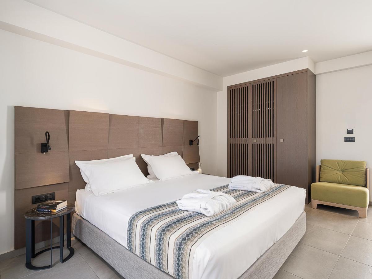 Kakkos Beach Hotel - Adults Only เอียราเปตรา ภายนอก รูปภาพ